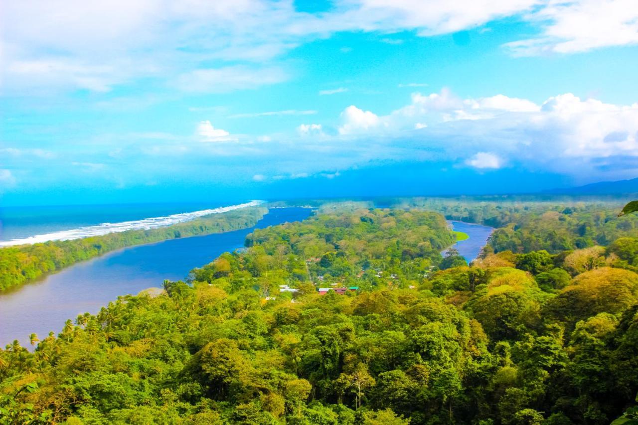 Hotel Tortuguero Beachfront Esterno foto
